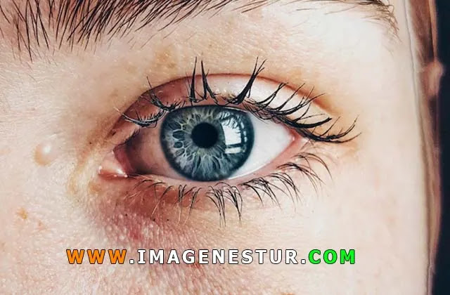 Eyes Captions and Quotes For Instagram