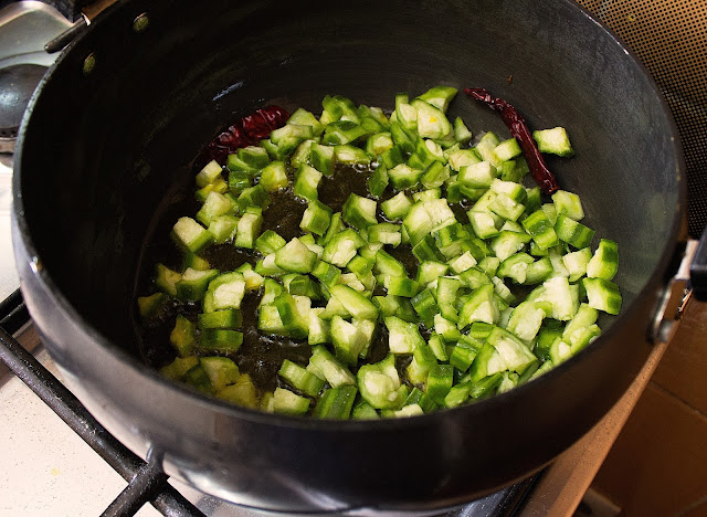 bengali ridges gourd curry with poppy seeds paste recipe