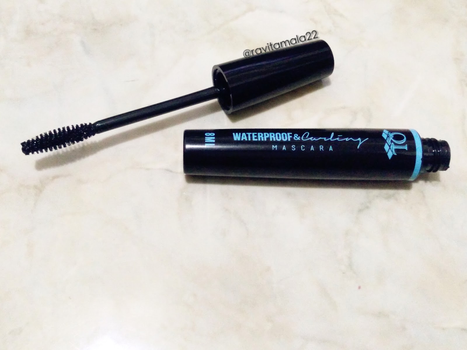 QL Mascara Waterproof & Curling 