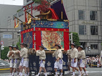 道真公を祀っている油天神山。