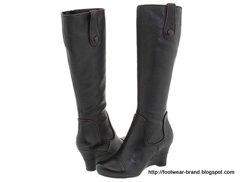 Footwear-brand:PF37862-{179851}