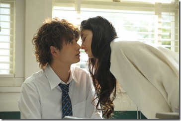 I_Give_My_First_Love_to_You-07