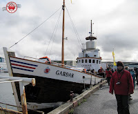 Regreso al puerto de Húsavík, Islandia