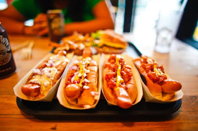 SABOREA EL ÉXITO: VENDER HOT DOGS EN CASA COMO OPCIÓN EMPRESARIAL