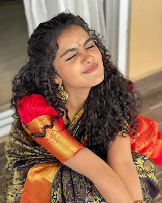 Anupama Parameswaran Looks in Traditional Saree Photoshoot