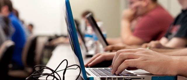 Education of Database Management Systems and Limitations of File Management System