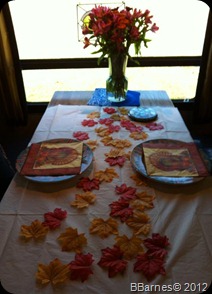 Thanksgiving table