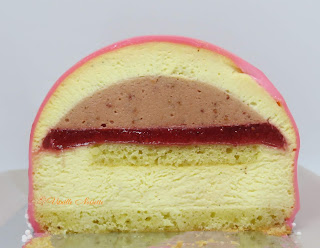 Bûche vanille fraise 