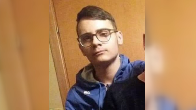 Francavilla Fontana, freddato sotto casa con due proiettili: ucciso il 19enne Paolo Stasi