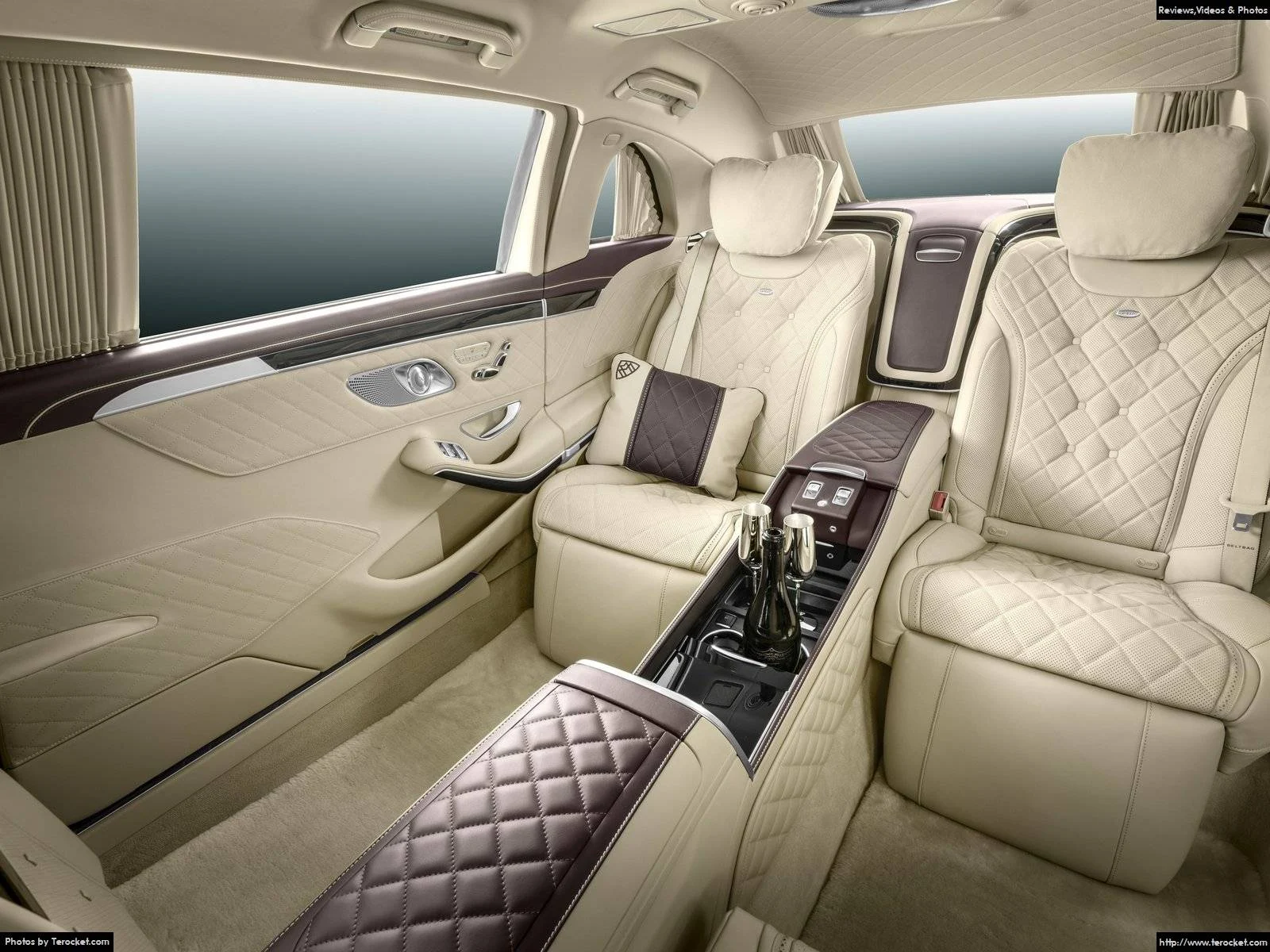 Hình ảnh xe ô tô Mercedes-Benz S600 Pullman Maybach 2016 & nội ngoại thất