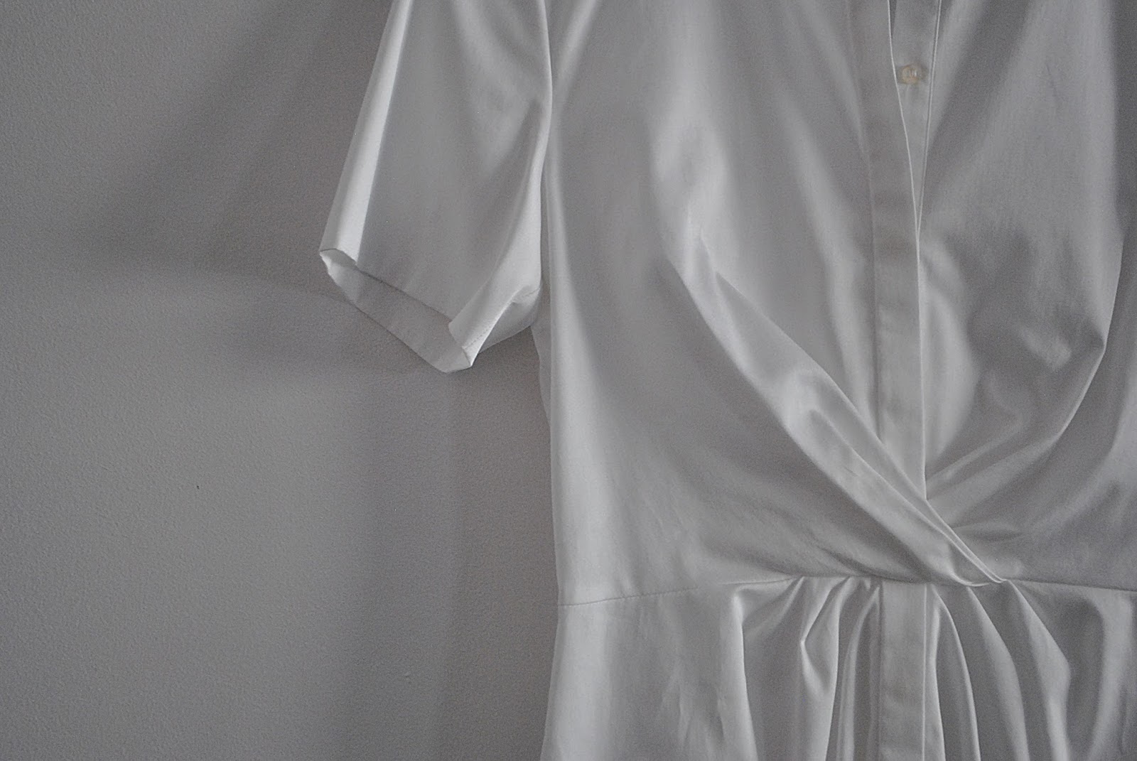 biała bluzka koszulowa Hugo Boss