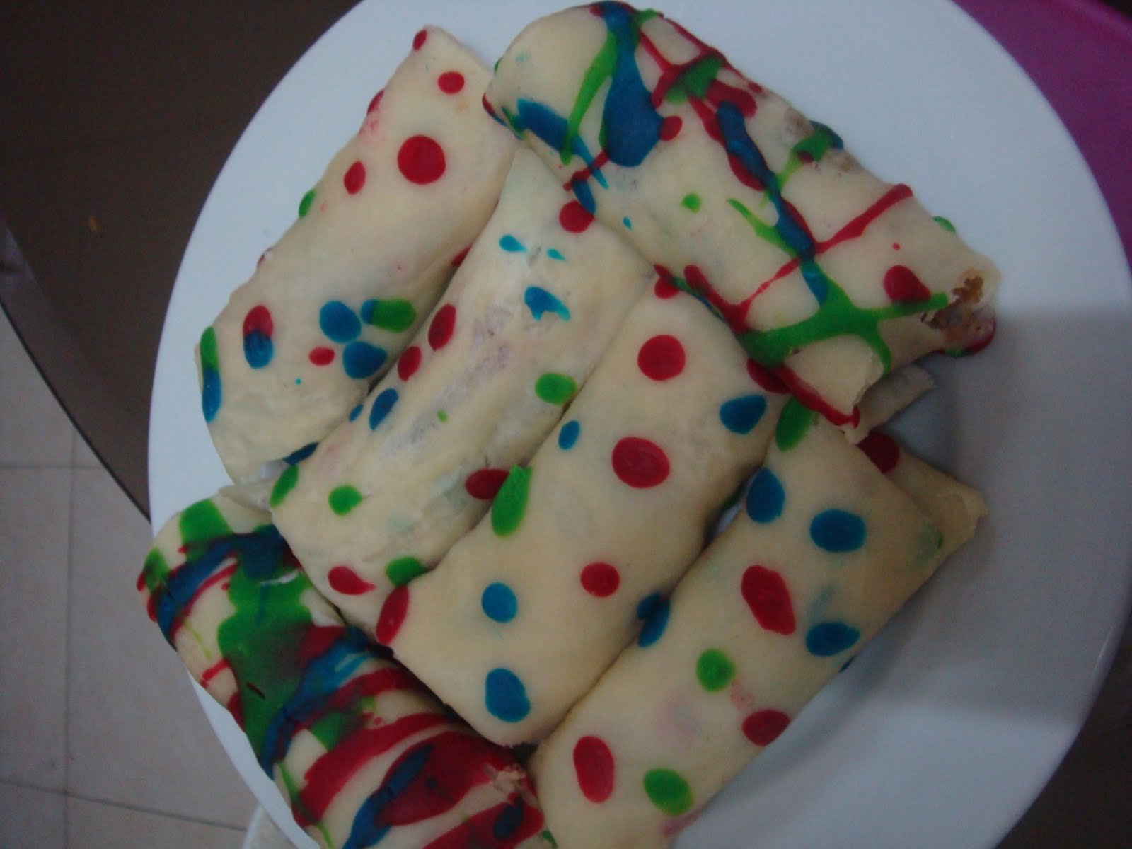 Faa.rosli: kuih ketayap/dadar polka dot