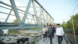 Capai Progres 86 %, Bupati Inhil Pinta Dinas PUTR Terus Gesa Penyelesaian Jembatan Pulau Kecil Reteh