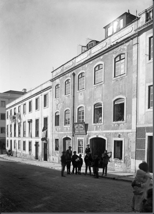 Escola na Rua das Praças
