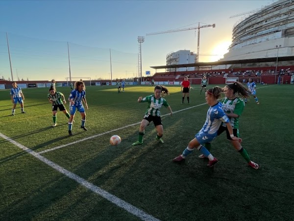 El Málaga Femenino golea al Betis Féminas B en casa (4-0)