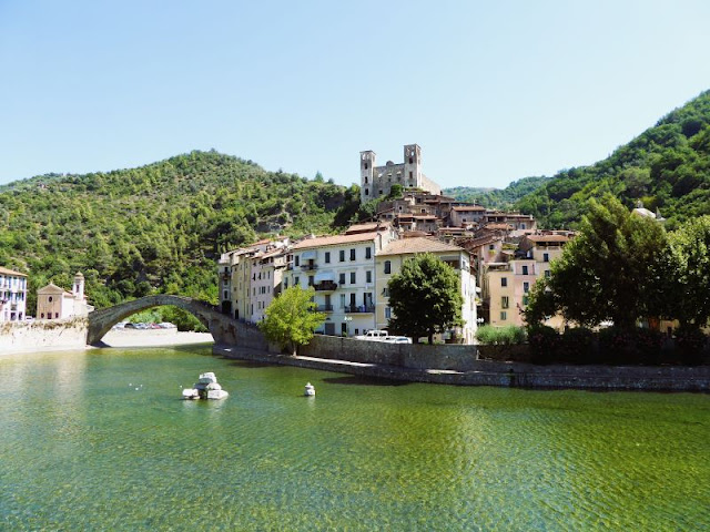 centro storico Dolceacqua Liguria