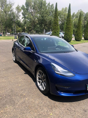 Tesla Model 3 Long Range - 5YJ3E1EB1LF636043