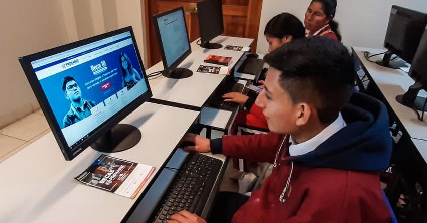 PRONABEC: Escolares lideran inscripciones para el concurso Beca 18 - www.pronabec.gob.pe