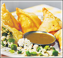 Paneer Batani Samosa