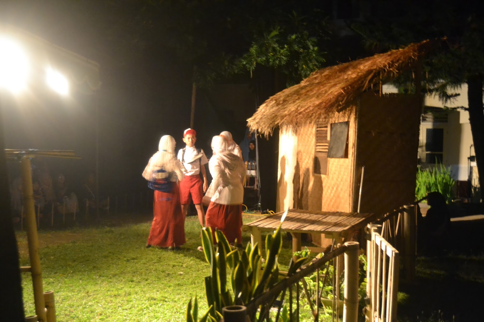 Contoh Naskah Drama Teater Singkat Durasi Kurang Dari 10 Menit