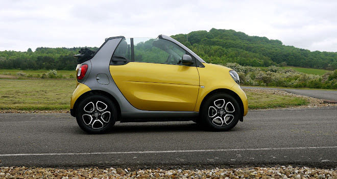 Smart ForTwo Cabrio side view - roof open
