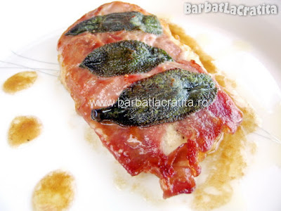 Saltimbocca friptura de vitel pui cu prosciutto si salvie reteta