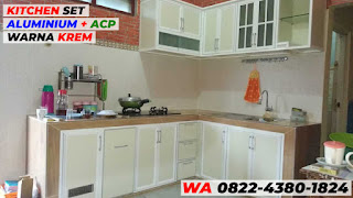 Kitchen Set Aluminium dan ACP Warna Krem