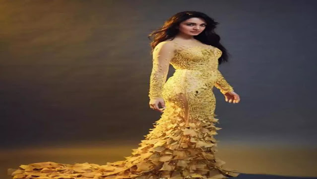 kiara advani looking sexy in golden dress