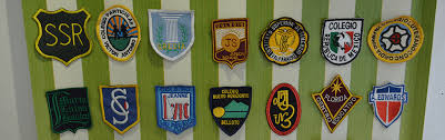  Bordado de insignias