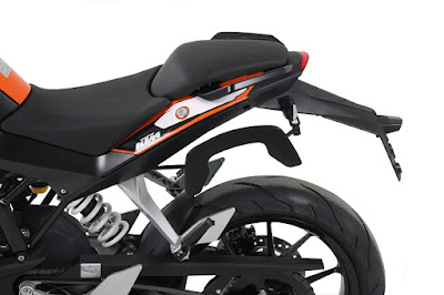 New 2016 KTM Duke 125 seat image