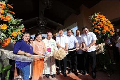 Villar SIPAG Center Inaugurated 