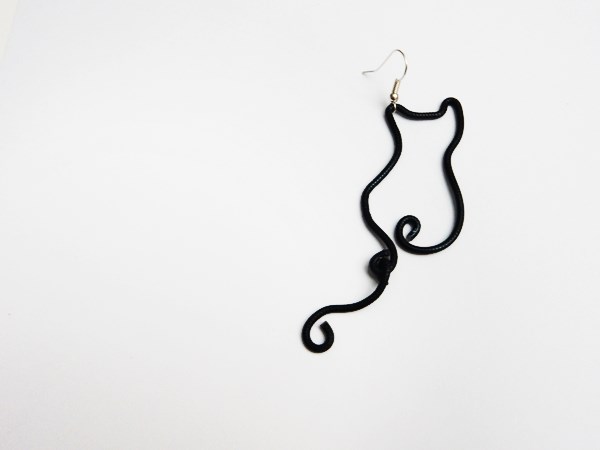 DIY : Boucles d'oreilles chat en fil d'aluminium