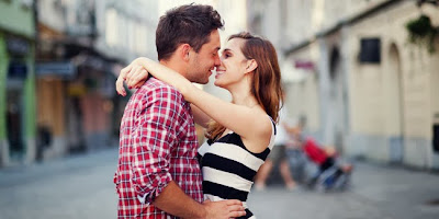 7 Cara Berciuman Yang Bikin Pasangan Anda Ketagihan ツ
