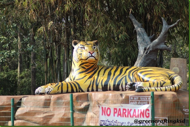Tiger Statue