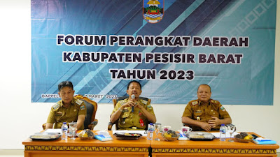 Bupati Hadiri Sekaligus Membuka Forum Perangkat Daerah Kabupaten Pesisir Barat Tahun 2023