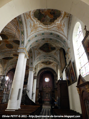 VAUCOULEURS (55) - L'église paroissiale Saint-Laurent