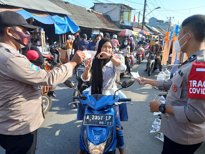 Cegah Penyebaran Covid-19, Polsek Kresek Polresta Tangerang dan Muspika Laksanakan Operasi Yustisi