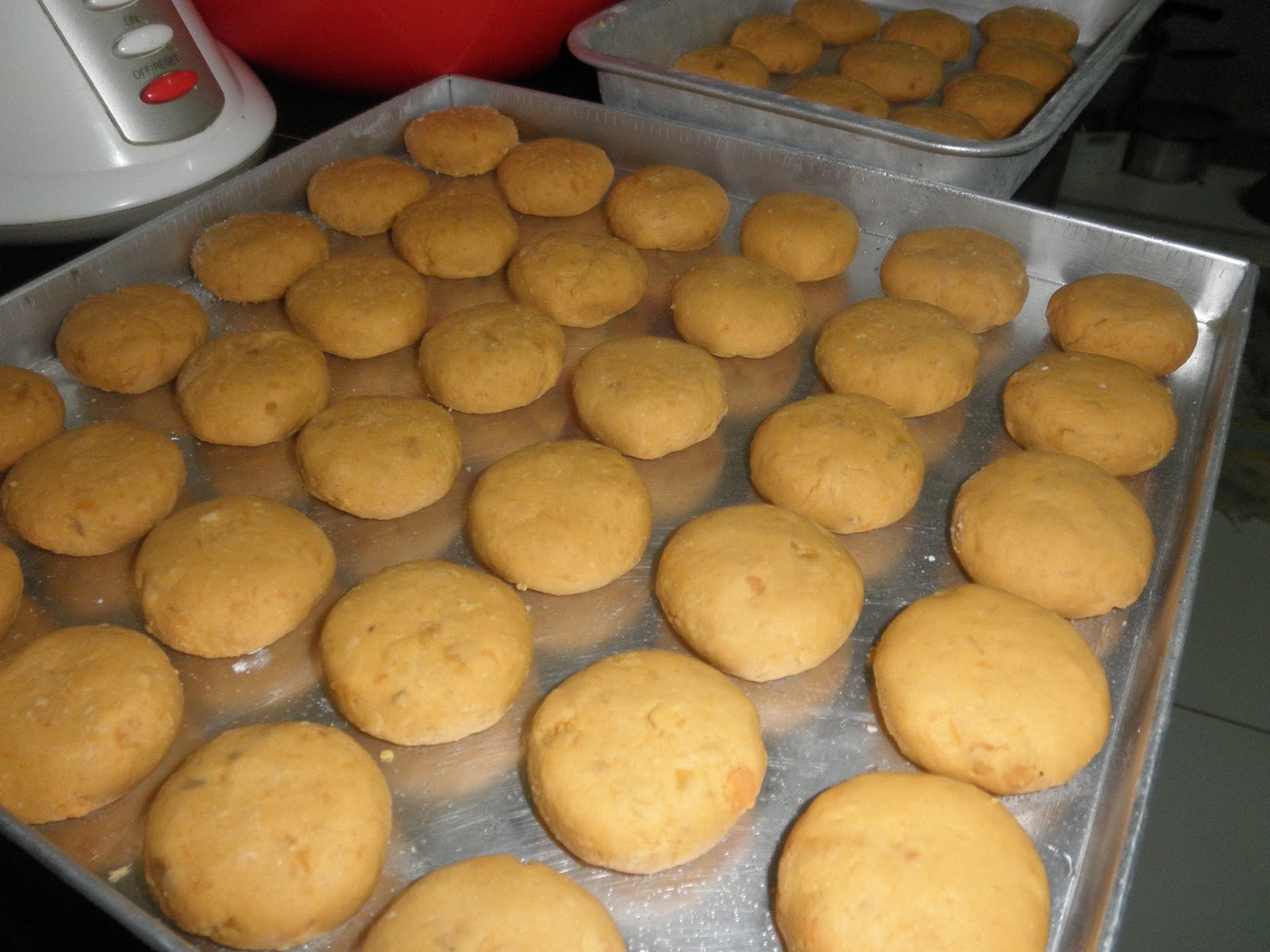 MAKSU JATT ANEKA MASAKAN: ANEKA KUIH FROZEN