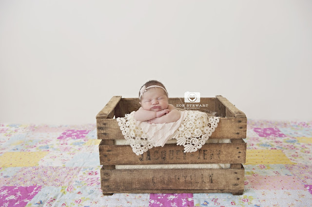 Newborn, photographer, edinburgh, musselburgh, lothians, fife, glasgow, sibling, photoshoot, studio,  wooden, bowl, props, family, mum, details, toes, patchwork, quilt, crate,