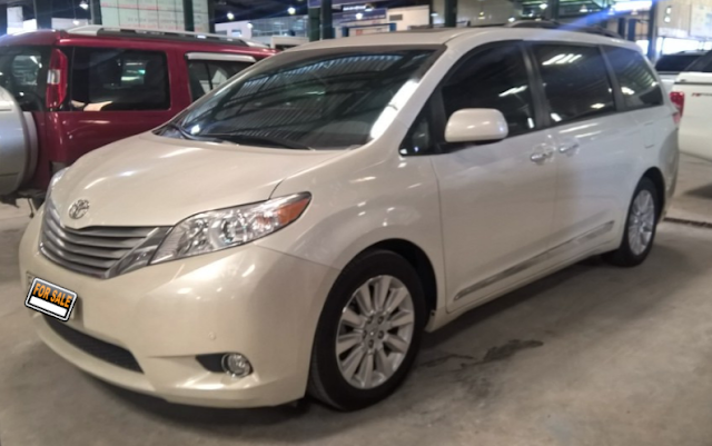 BÁN TOYOTA SIENNA LIMITED 2013