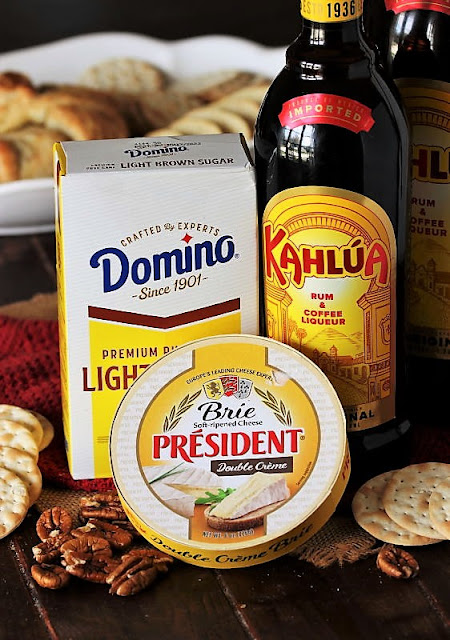Kahlua Baked Brie Ingredients Image
