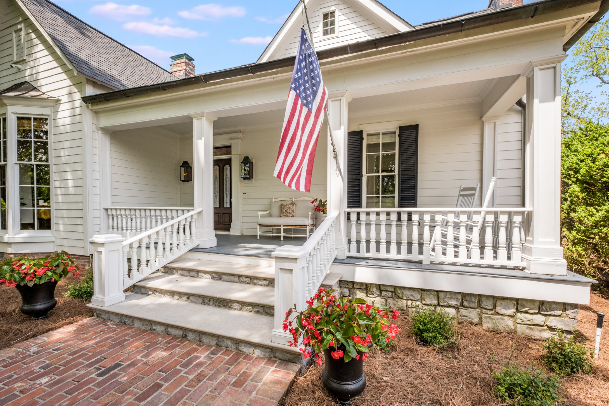 Tour Estee Stanley's Hamptons Porch Makeover