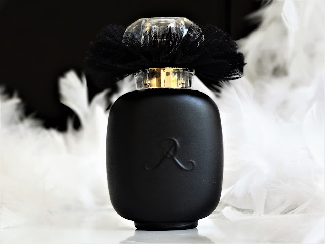 Ballerina 3 Les Parfums de Rosine, avis Ballerina 3 Les Parfums de Rosine, ballerina nr3 les parfums de rosine, avis les parfums de rosine, collection ballerina les parfums de rosine, parfum femme à la rose, parfum rose et oud, parfum de niche, niche perfume review, les parfums de rosine review, parfum ballerina 3, ballerina nr3