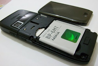 baterai ponsel tahan lama,cara menghemat batu baterai,baterai blackberry,agar baterai ponsel awet, tips dan trik, baterai