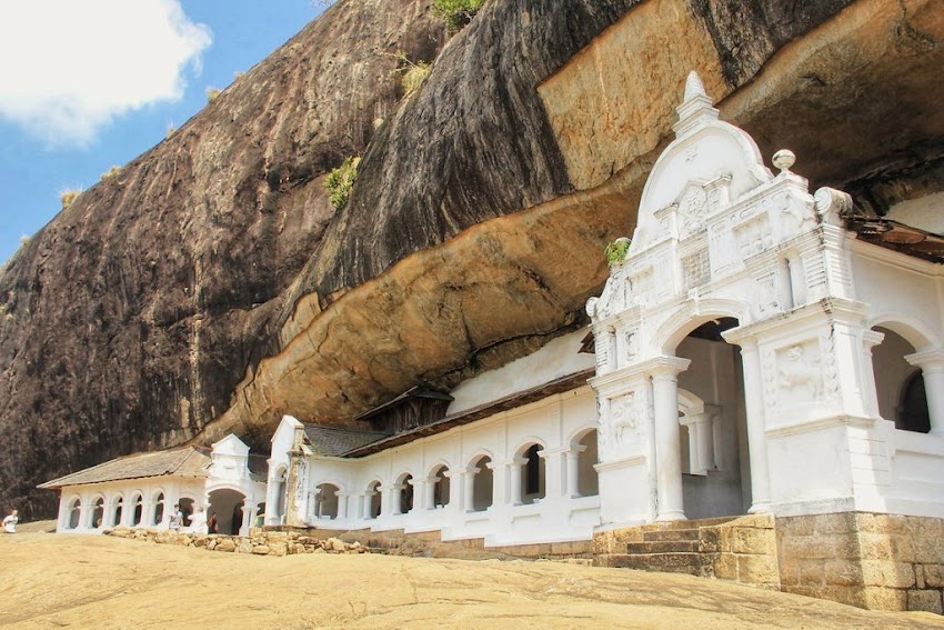 O Ναός του σπηλαίου Dambulla : Ένα πολιτιστικό και ιστορικό στολίδι της Σρι Λάνκα (Dambulla Cave Temple)