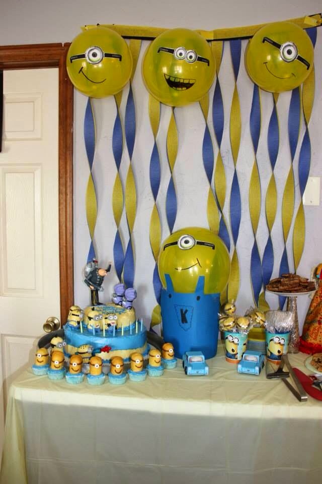 Fun N Frolic Party  Theme Minions 