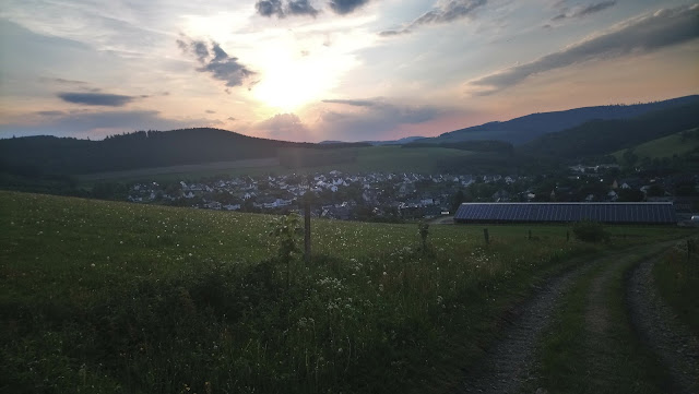 Sauerland wandern Wetter blog Bericht Hollenmarsch 2018 101km Bödefeld Schmallenberger Rundweg SR Meschede Hunau X14 Astenweg X10 Wilhelm-Münker-Weg 