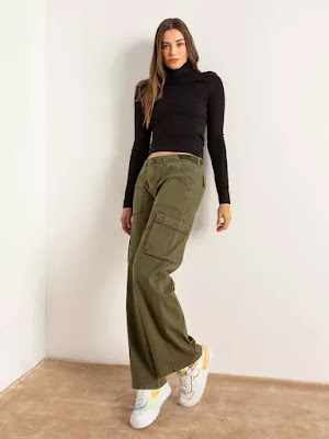 Practicality Meets Fashion: Pockets Galore
