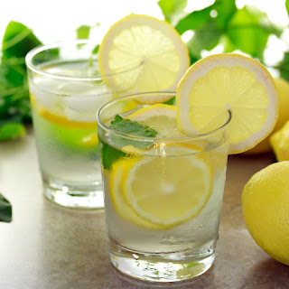 Cara Sehat Minum Air Alkali Lemon