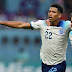 OLHAR APURADO | COPA: BOLA APANHA EM EUA X GALES, E INGLATERRA 'FAZ A SENA' EM GOLEADA